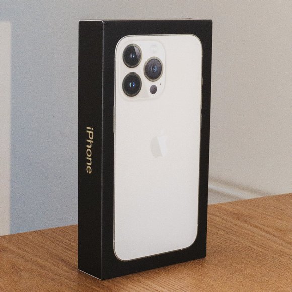 Apple Other - NWT iPhone 13 Pro (gold)